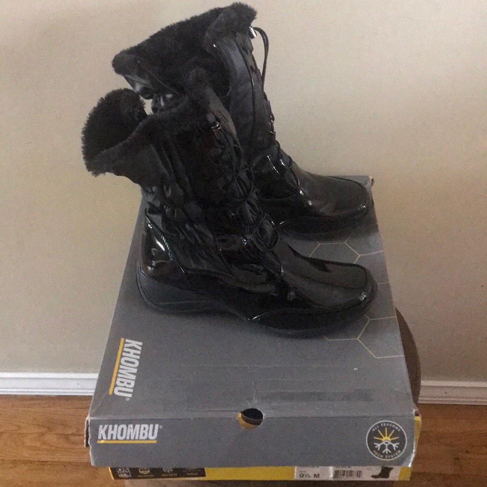 Snow boots